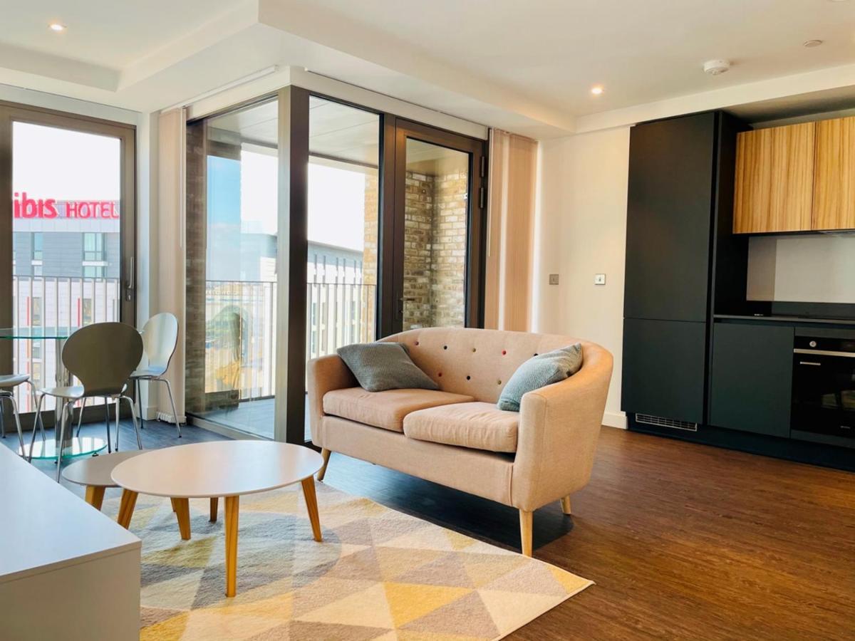 Royal Wharf Apartments London Luaran gambar